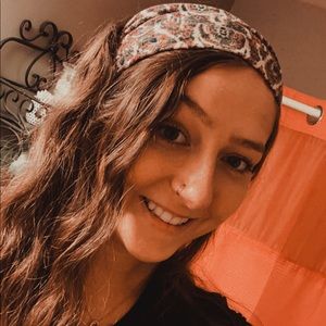 Meet your Posher, Jenna